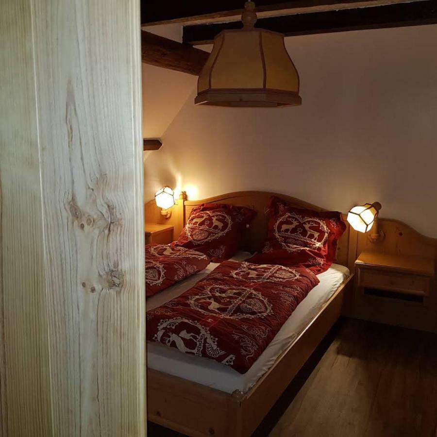 Erbrech Organisation Apartamento Waldhambach Exterior foto